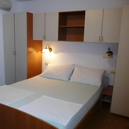 By The Sea Supetarska Draga - Donja - Rab - 23068 Гостевой дом 3*