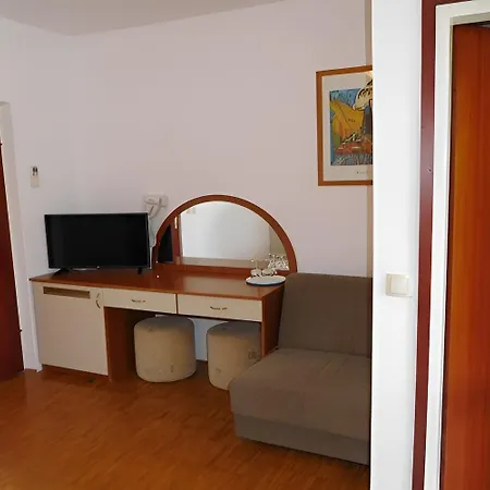 By The Sea Supetarska Draga - Donja - Rab - 23068 Гостевой дом 3*