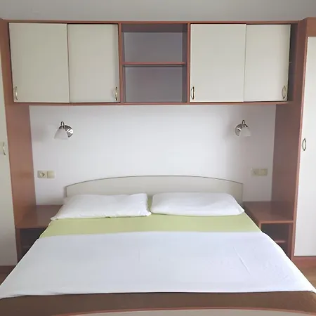 Гостевой дом By The Sea Supetarska Draga - Donja - Rab - 23068 3*