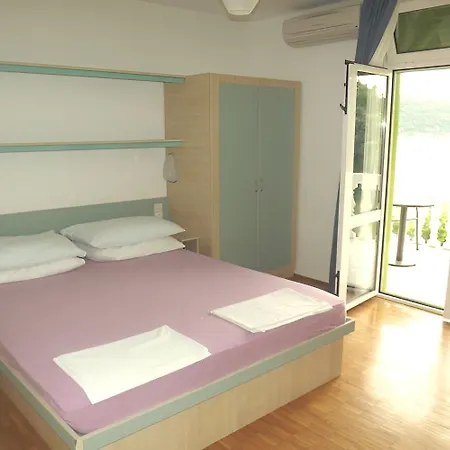 By The Sea Supetarska Draga - Donja - Rab - 23068 Maison d'hôtes 3*