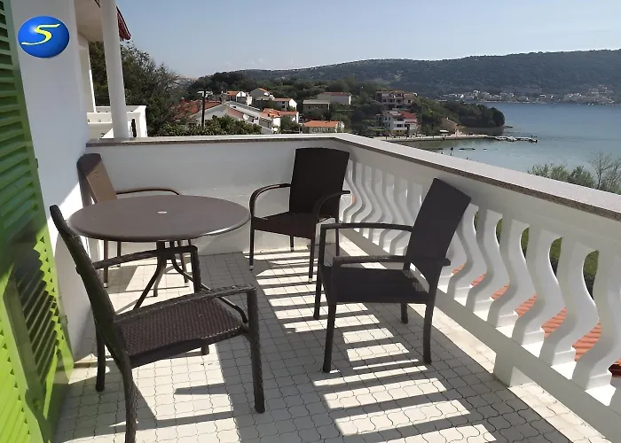 By The Sea Supetarska Draga - Donja - Rab - 23068 Vendégház 3*